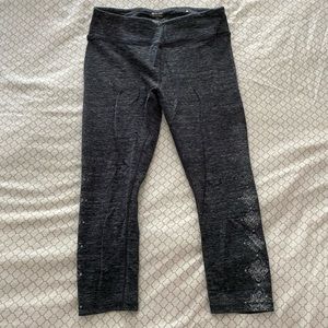 Gaiam crop leggings (M)